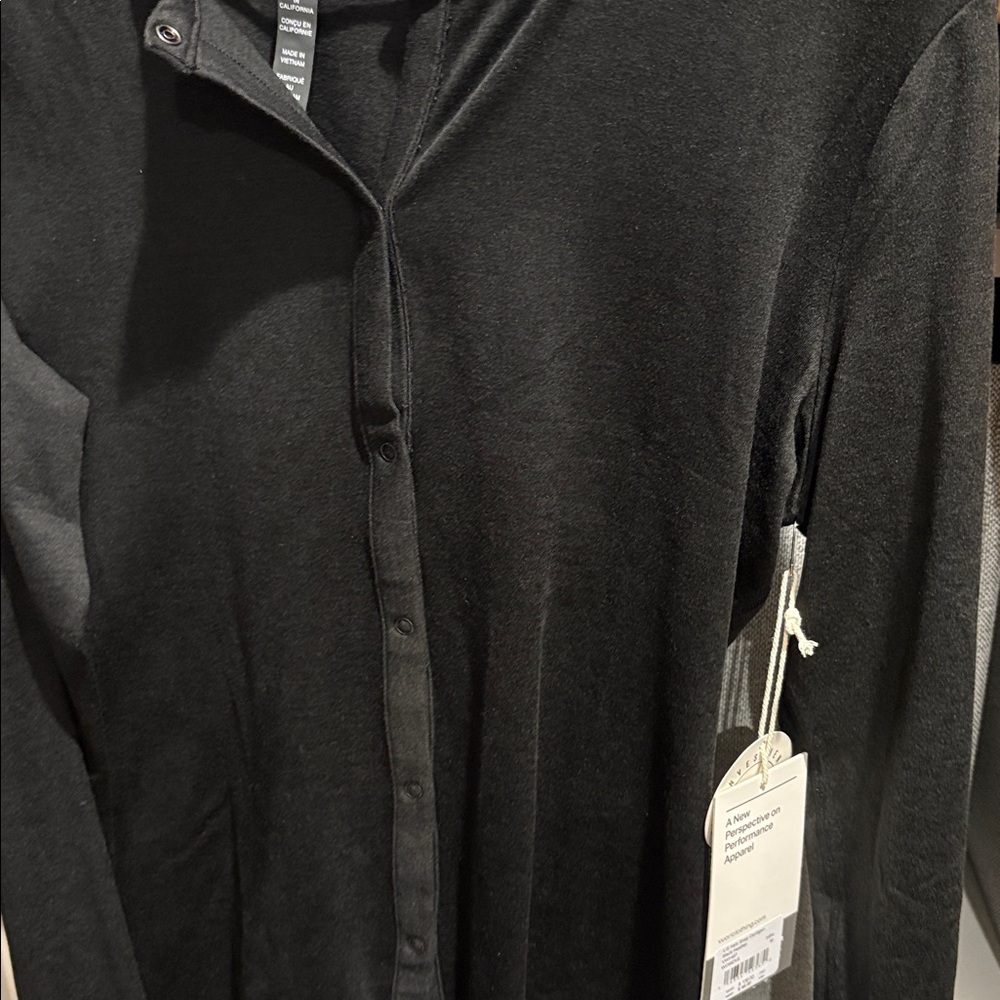 NWT Vuori Long Sleeve Halo Snap Cardigan - Picture 5 of 6